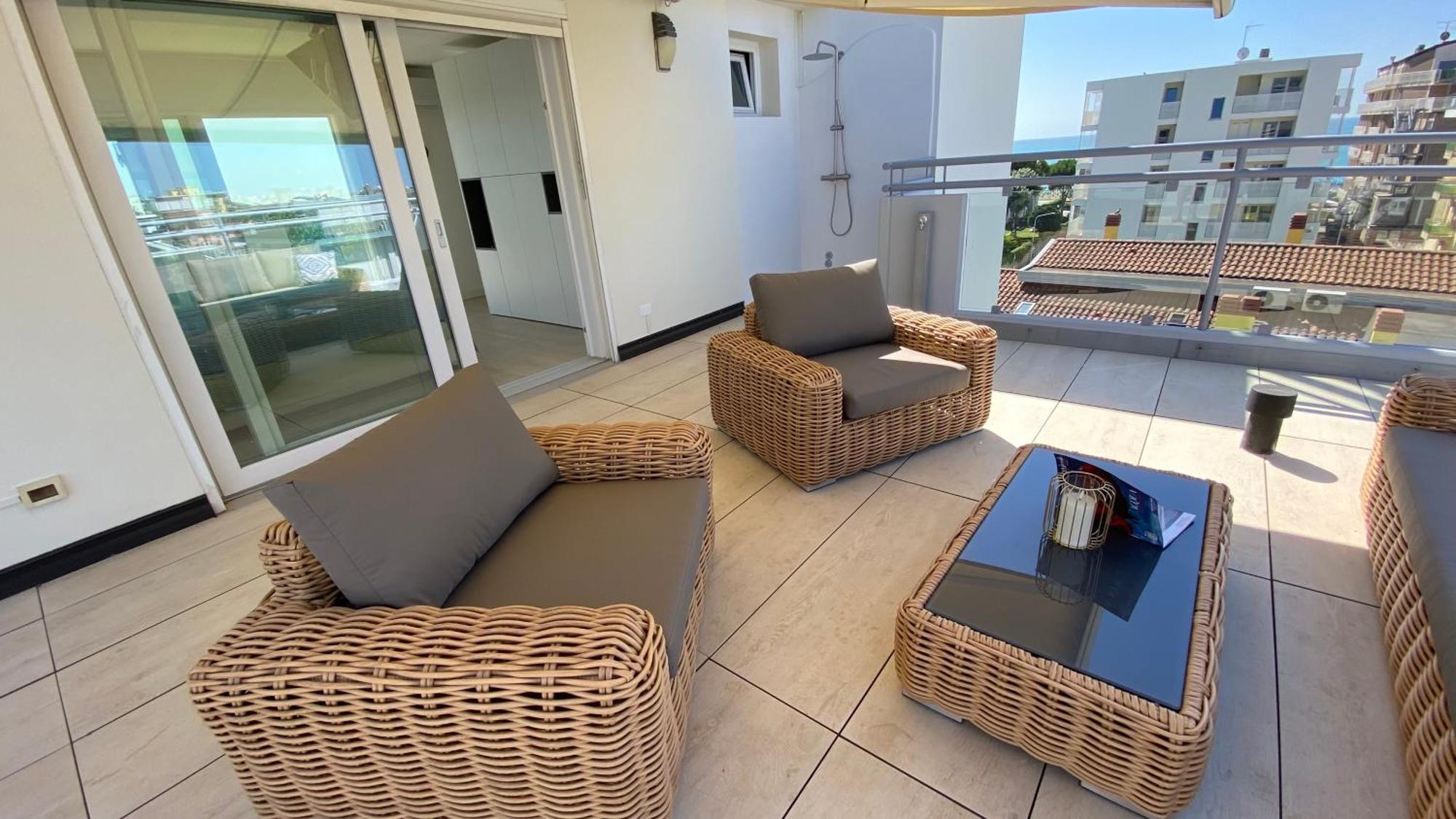 Rooftop Onda Blu Vista Mare - Aria - A 150 Mt Dalla Lido di Jesolo