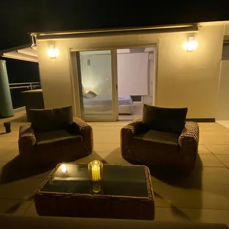 Appartamento Rooftop Onda Blu Vista Mare - Aria - A 150 Mt Dalla *