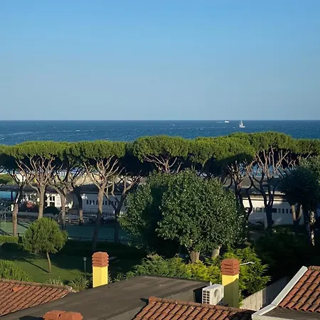 Appartamento Rooftop Onda Blu Vista Mare - Aria - A 150 Mt Dalla Lido di Jesolo